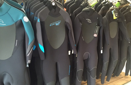 cat-mens-wetsuits.jpg
